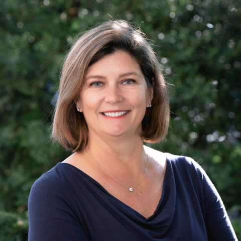 Headshot of Tracy Burpee